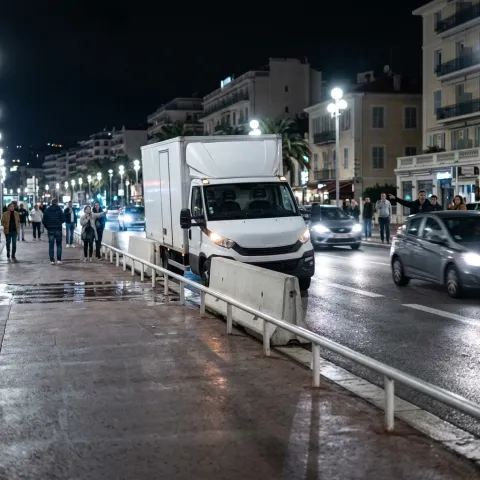L'attentat de Nice a duré 4 minutes et le camion s'est calé tout seul