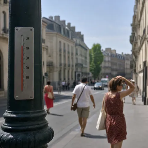 La cinquième canicule de l'été arrive le 10 août, Météo France en alerte rouge