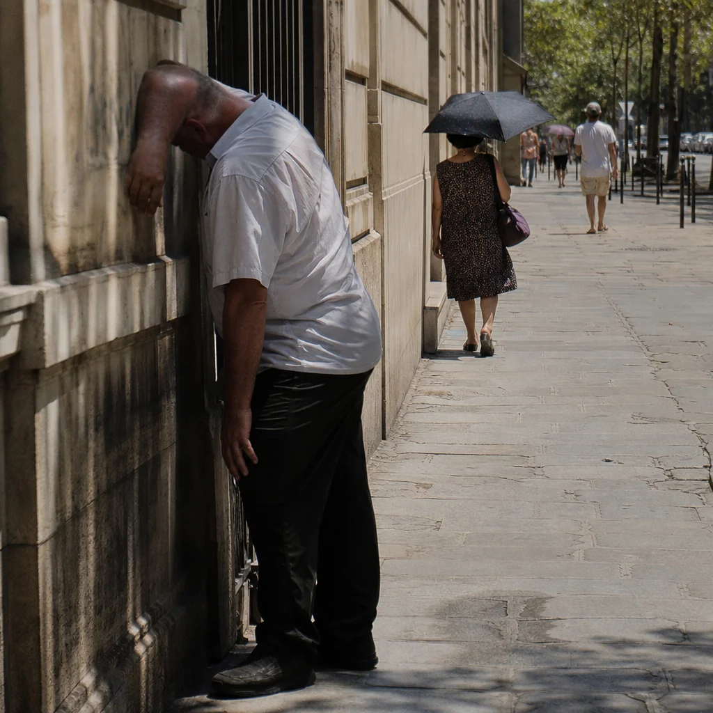 La France atteint 35°C et votre corps arrête de transpirer : vous mourrez en silence
