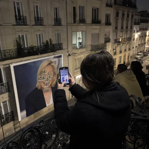 Macron et Attal accusent Poutine pour annuler les législatives si le RN gagne